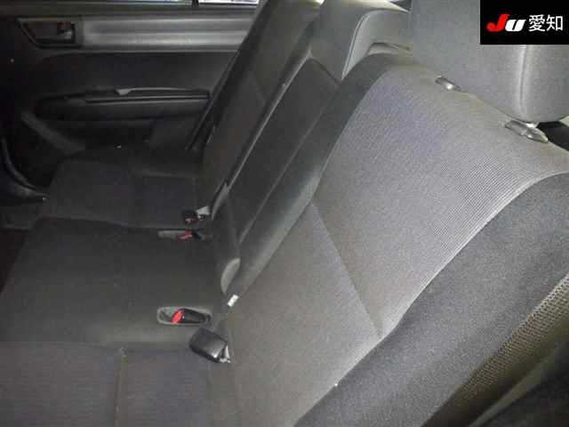 TOYOTA COROLLA FIELDER 2013