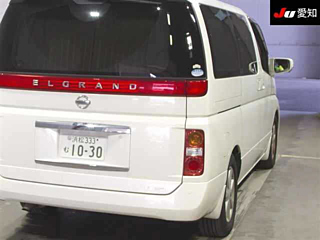 NISSAN ELGRAND 2010