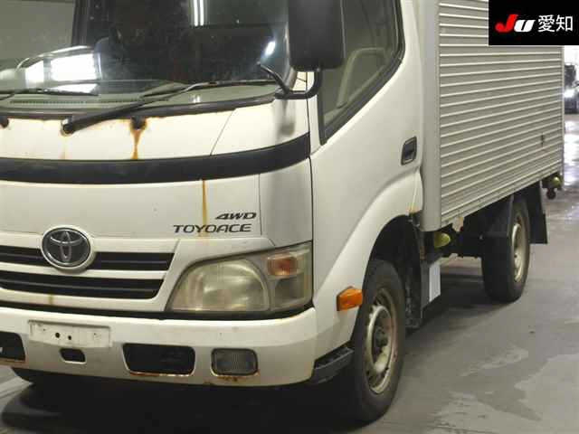 TOYOTA TOYOACE 2009