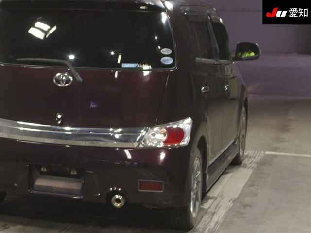 TOYOTA BB 2012