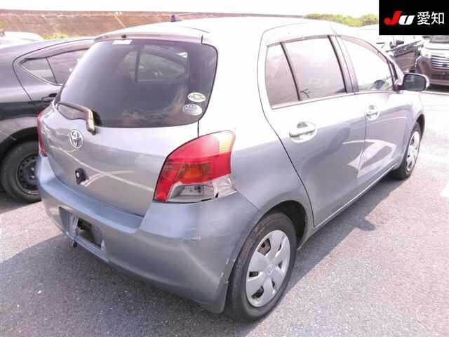 TOYOTA VITZ 2009