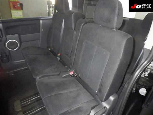 MITSUBISHI DELICA D5 2017