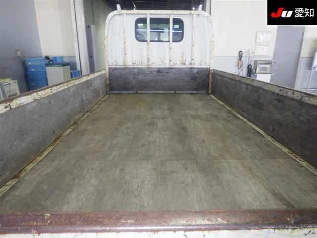 ISUZU TRUCK 2012