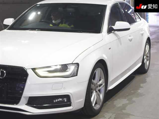 AUDI A4 2013