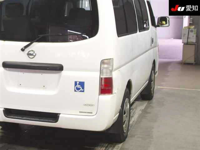 NISSAN CARAVAN BUS 2010