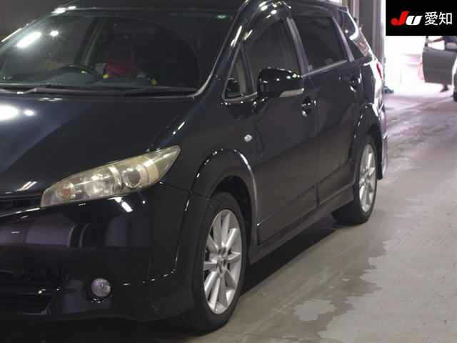 TOYOTA WISH 2009