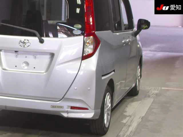 TOYOTA ROOMY 2019