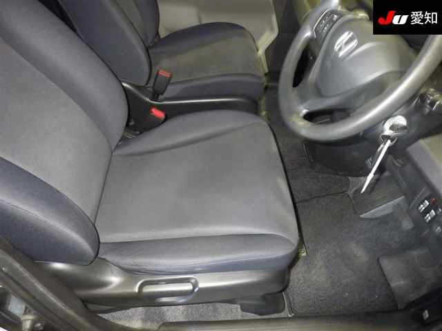 HONDA FREED 2009