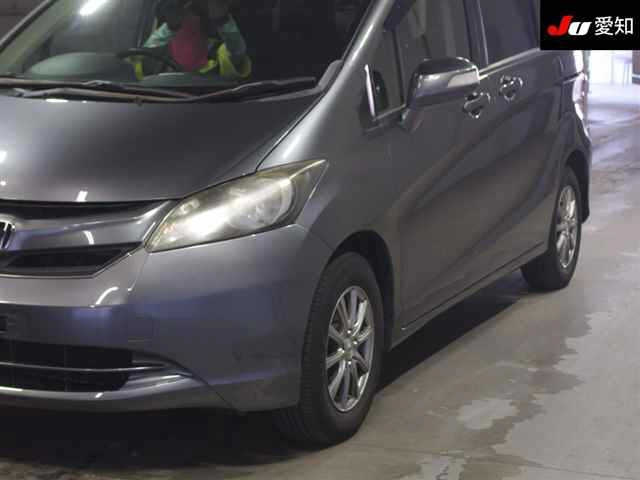 HONDA FREED 2009