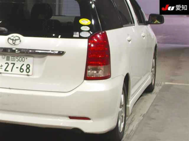 TOYOTA WISH 2008