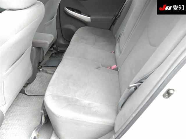 TOYOTA PRIUS 2011