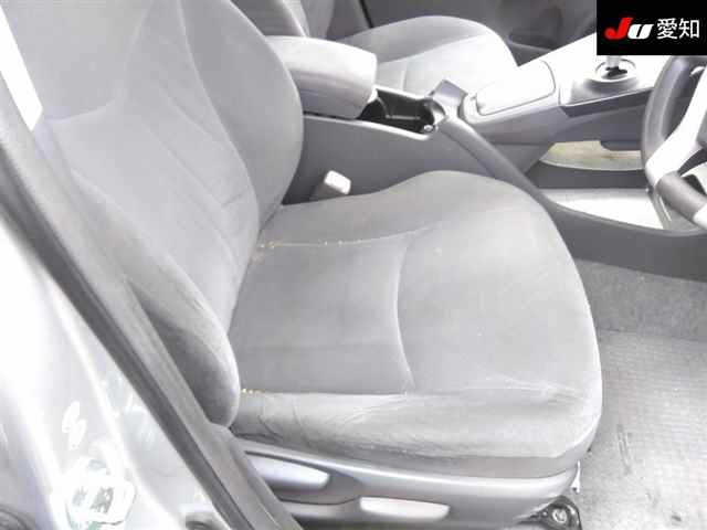 TOYOTA PRIUS 2011