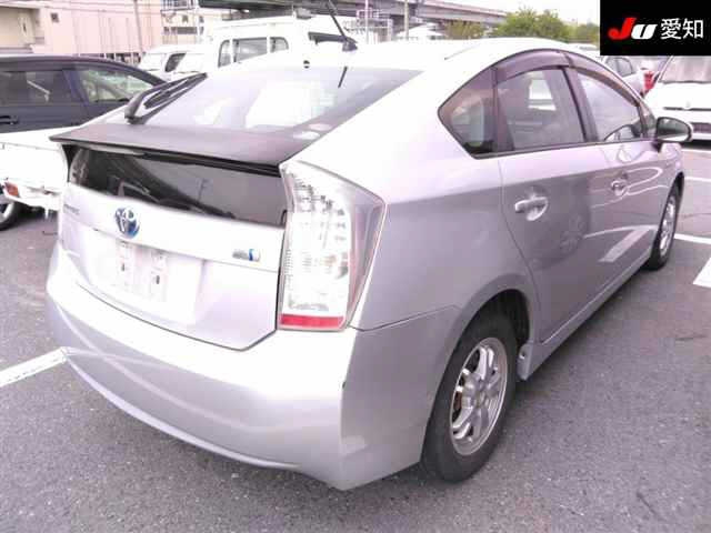TOYOTA PRIUS 2011