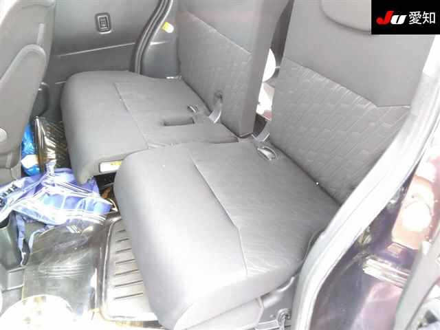 TOYOTA ROOMY 2018