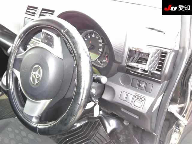 TOYOTA RACTIS 2012