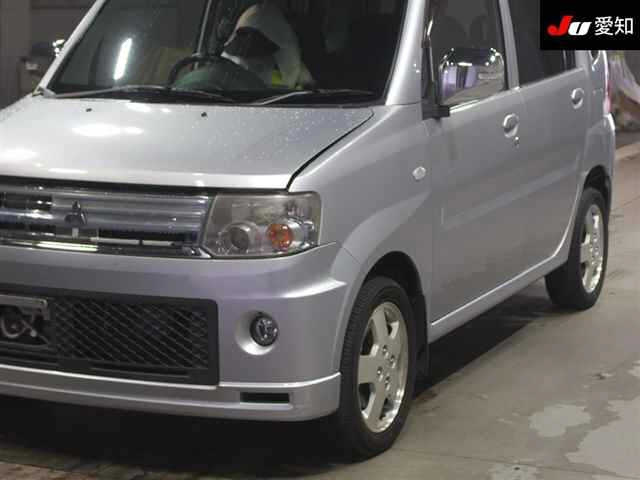 MITSUBISHI TOPPO 2008