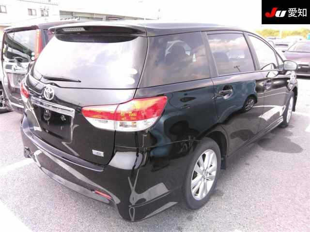 TOYOTA WISH 2009