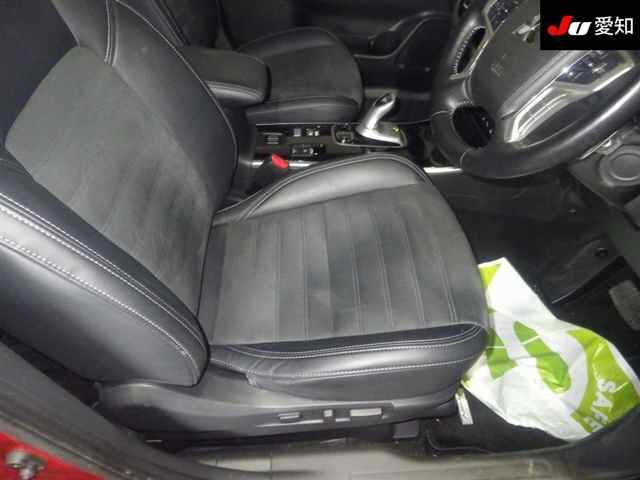 MITSUBISHI OUTLANDER PHEV 2020