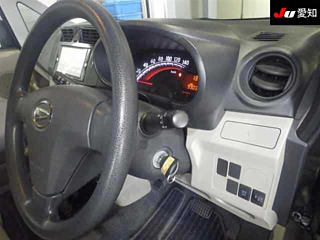DAIHATSU MOVE 2013