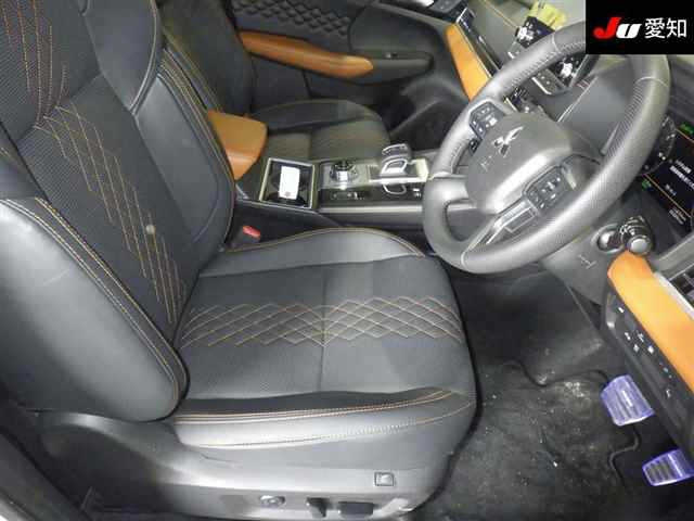 MITSUBISHI OUTLANDER PHEV 2022