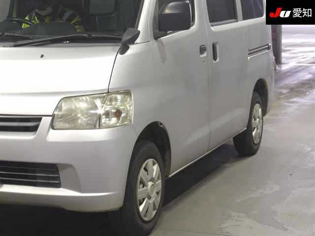 TOYOTA TOWN ACE VAN 2013