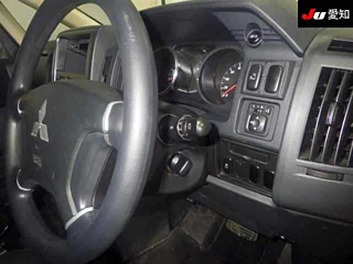 MITSUBISHI DELICA D5 2012