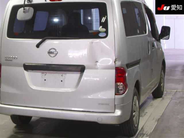 NISSAN NV200 2010