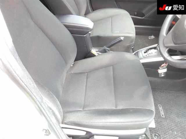 TOYOTA COROLLA FIELDER 2021
