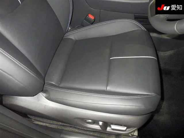 LEXUS LBX 2024