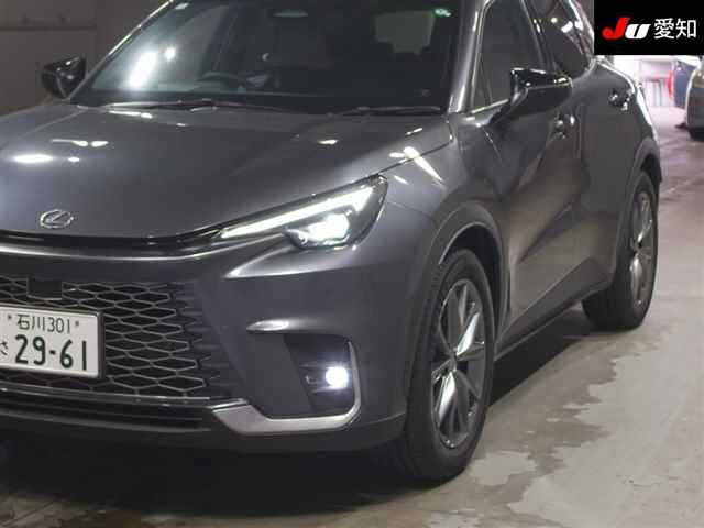 LEXUS LBX 2024