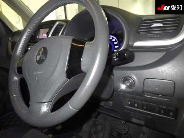 MITSUBISHI DELICA D2 2012