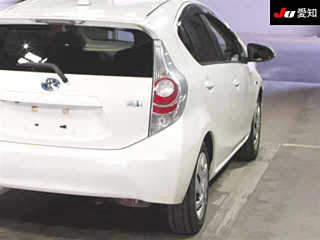 TOYOTA AQUA 2012