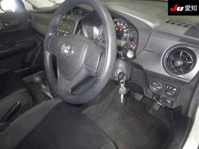 TOYOTA COROLLA AXIO 2018