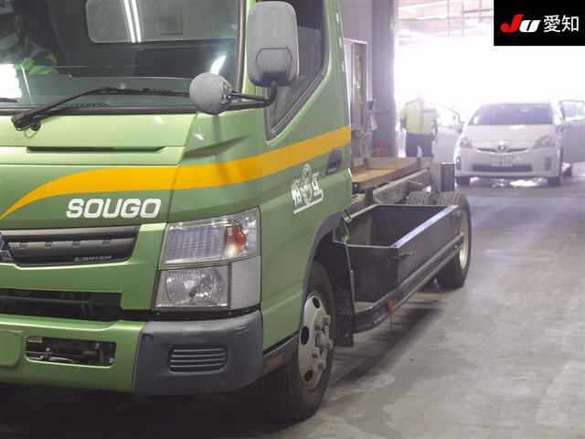MITSUBISHI CANTER 2014