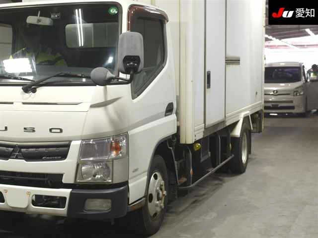 MITSUBISHI CANTER 2011