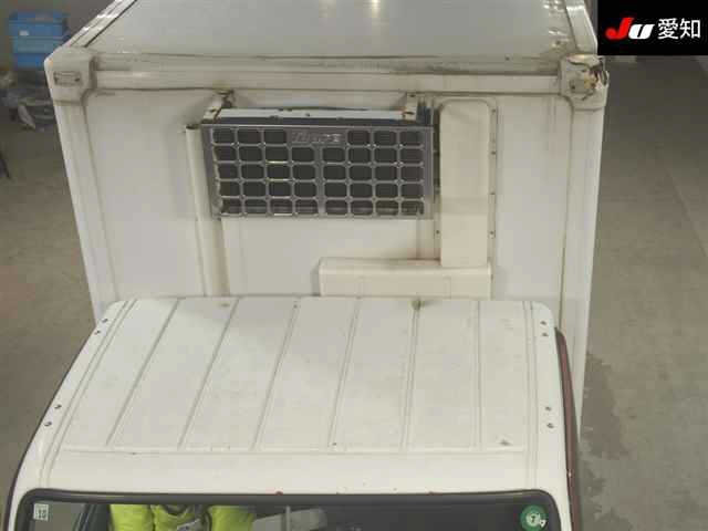 MITSUBISHI CANTER 2011