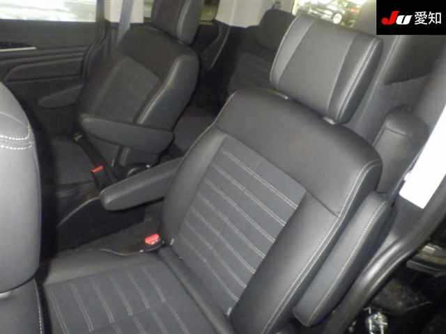 MITSUBISHI DELICA D5 2024