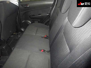 SUZUKI SWIFT 2012