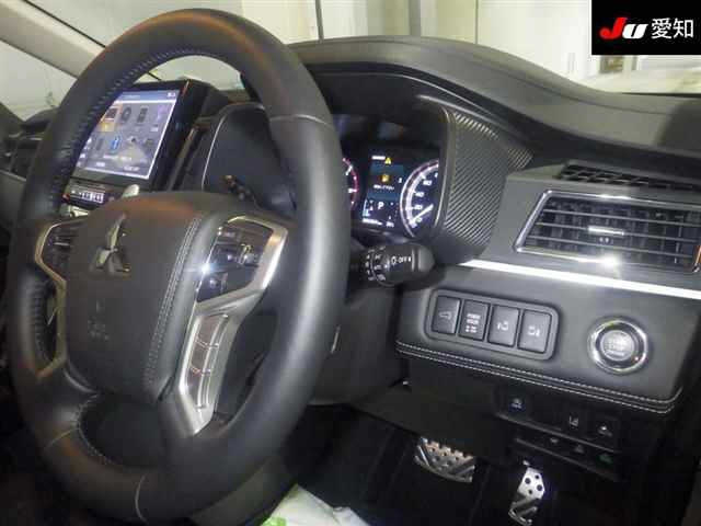 MITSUBISHI DELICA D5 2024