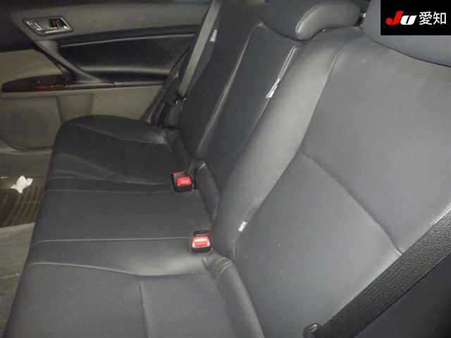 TOYOTA MARK X 2011