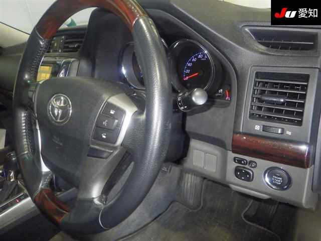 TOYOTA MARK X 2011