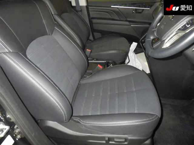 MITSUBISHI DELICA D5 2024
