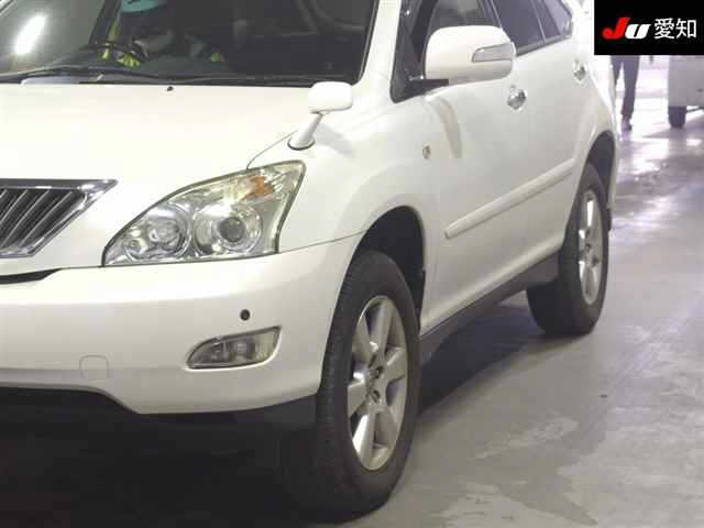 TOYOTA HARRIER 2011