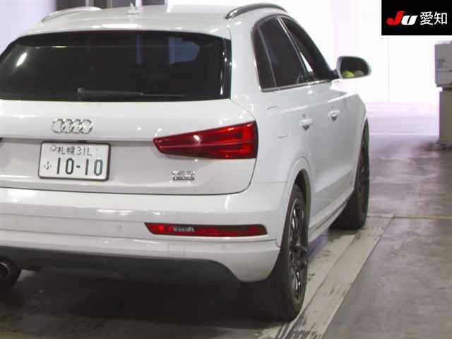 AUDI Q3 2015