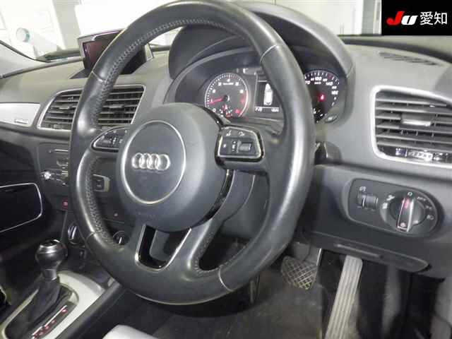 AUDI Q3 2015