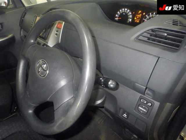 TOYOTA RACTIS 2010