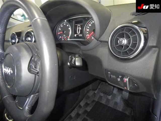 AUDI A1 2013