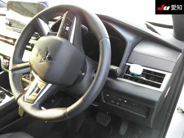 MITSUBISHI OUTLANDER PHEV 2023