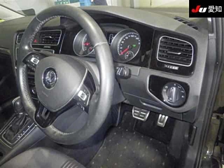 VOLKSWAGEN GOLF VARIANT 2016