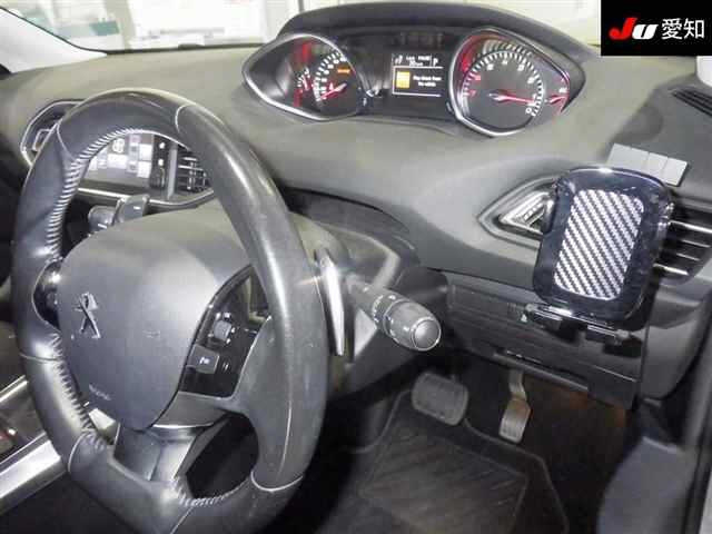 PEUGEOT 308 2015